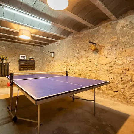 Cirera, Prázdninový dům