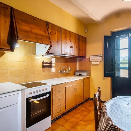 Casa Rural, Cirera Holiday home